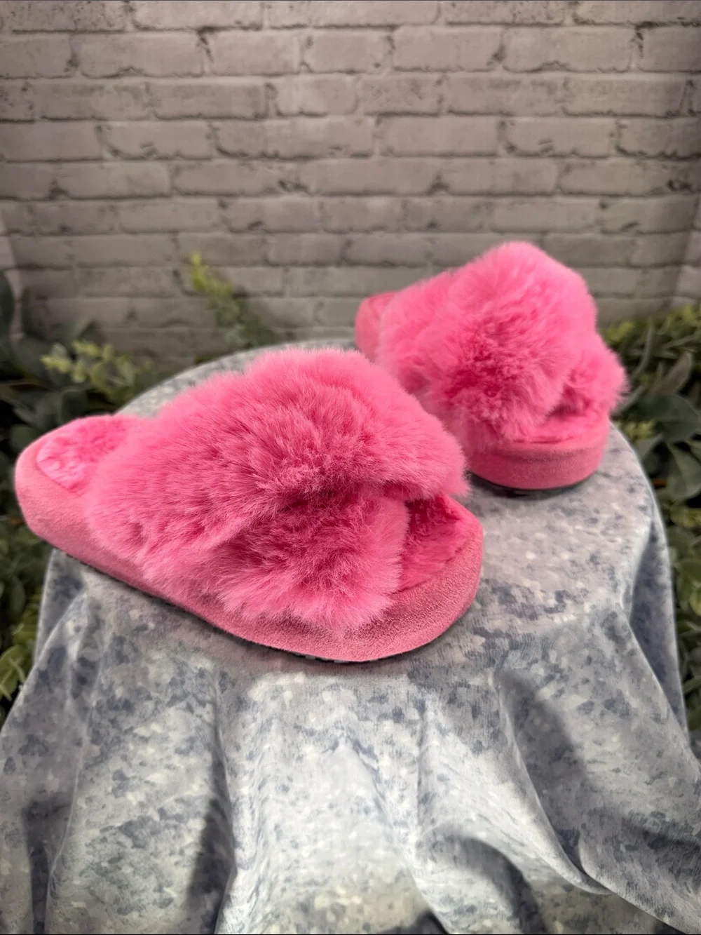 Breezy Stride Pink Fluffy Open Toe Cross-band Cozy Platform Slippers Girls 3M